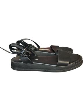 Gianni Bini Day Light Gladiator Sandals Black Size 8